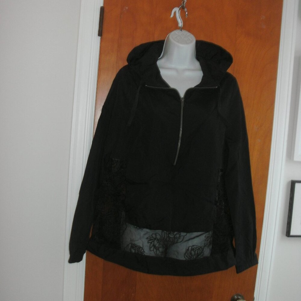 Fabletics Black 1/2 Zip Pullover Nylon Hoodie War… - image 1